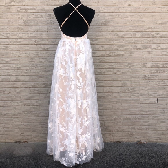 Altar’d State Ivory & Nude Sleeveless Fit & Flare Floral Chiffon Layered Dress M - Picture 3 of 9